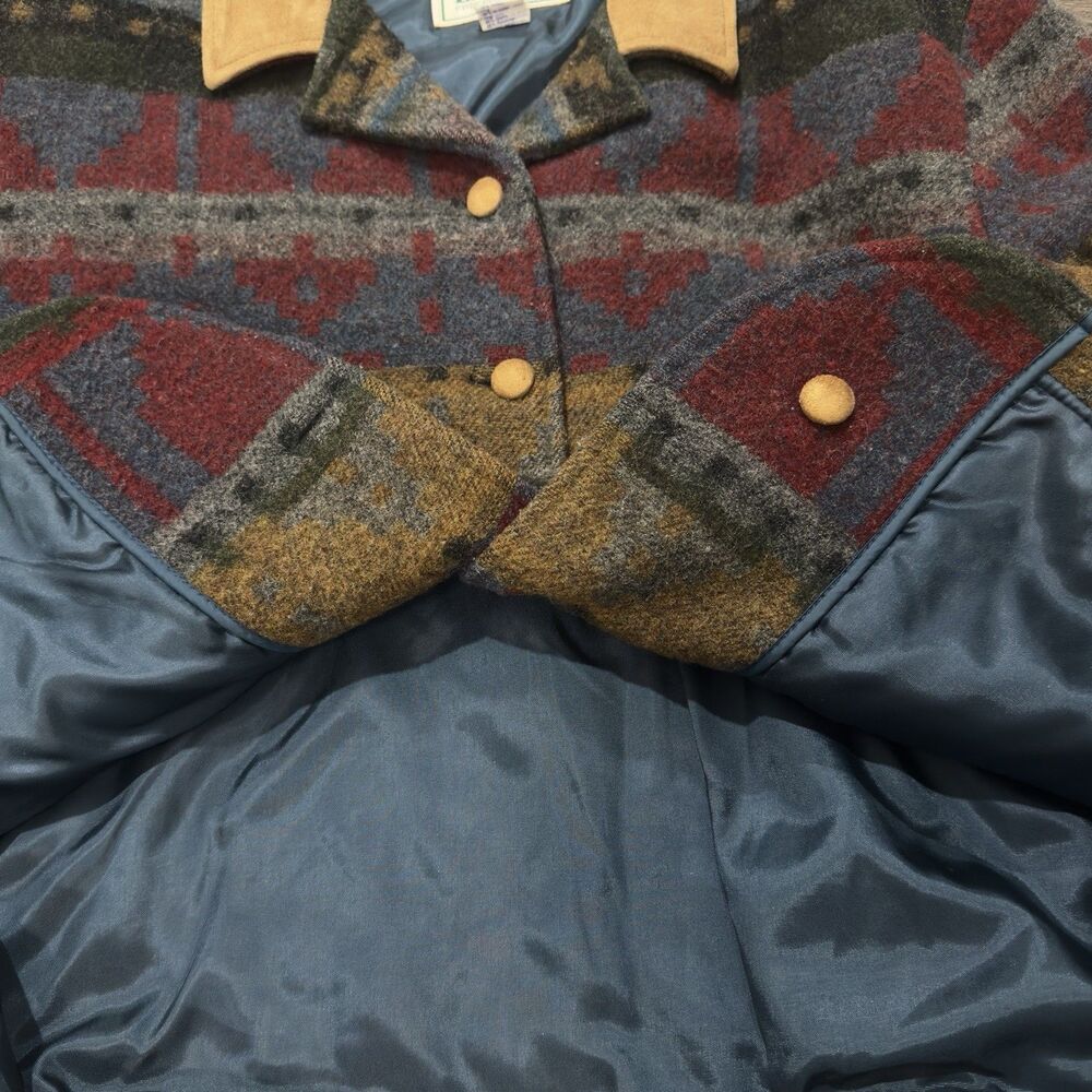 Vintage LL Bean Wool Aztec Barn Chore Jacket Southwestern L Suede Trim USA 90s - Picture 8 of 11
